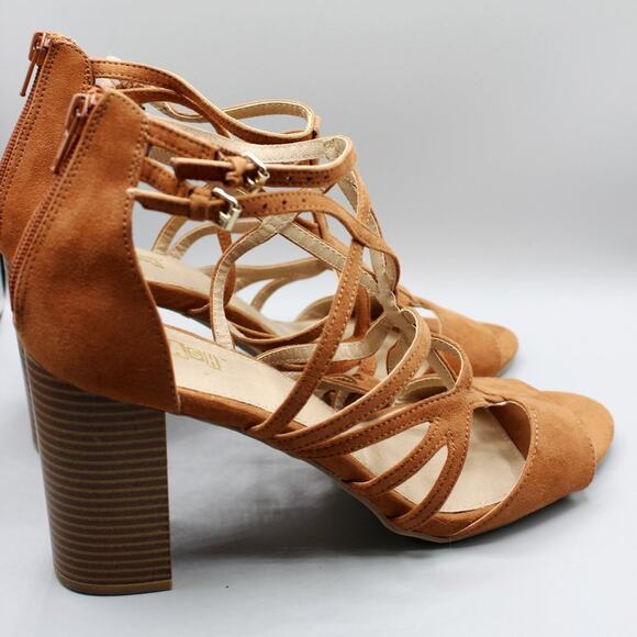 Brash Gladiator Style Block Heal Sandal Size 11 - Picture 4 of 9